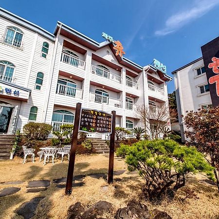 Jeju Hue Pension Σεογκουίπο Εξωτερικό φωτογραφία