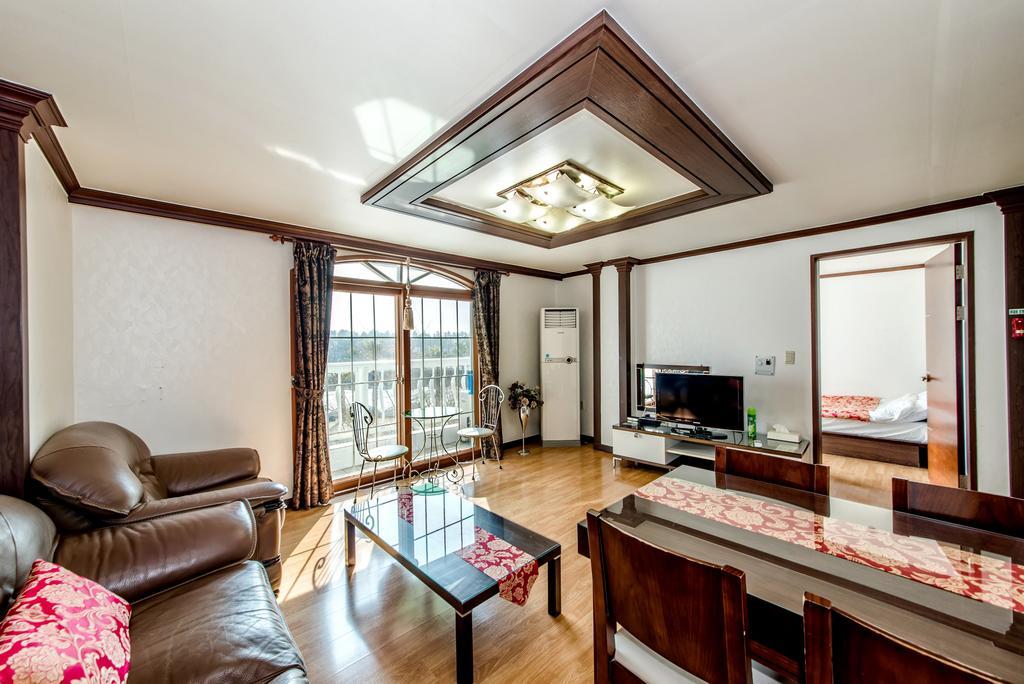 Jeju Hue Pension Σεογκουίπο Εξωτερικό φωτογραφία